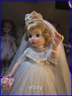 Madame Alexander Rare 1962 Elsie Jointed Regal Bride