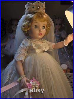 Madame Alexander Rare 1962 Elsie Jointed Regal Bride