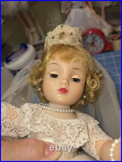 Madame Alexander Rare 1962 Elsie Jointed Regal Bride