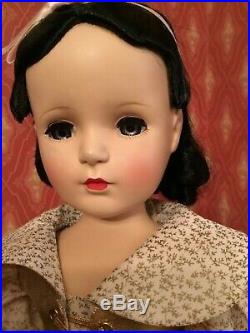 Madame Alexander Rare Perfect 21 Snow White with Walt Disney Tag Exquisite Doll
