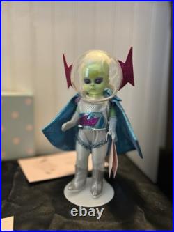 Madame Alexander Roswell Alien 2012 MADCC Limited Edition #51 or 70. RARE