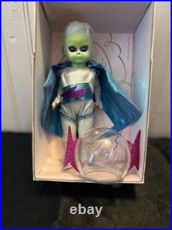 Madame Alexander Roswell Alien 2012 MADCC Limited Edition #51 or 70. RARE