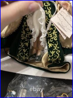 Madame Alexander Scarlett Dressing Gown & Vanity Set 33470 Limited Edition