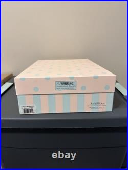 Madame Alexander Scarlett Dressing Gown & Vanity Set 33470 Limited Edition