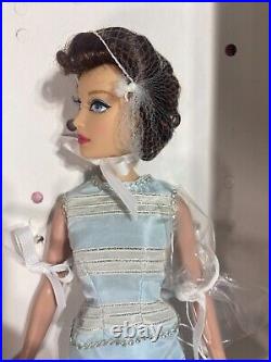 Madame Alexander Seaside Serenade Gala 2000 27740 16 Doll With Coa, Tags And Box