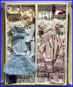 Madame Alexander Showtime Cissette UFDC 2007 Detroit Convention Trunk Set WOW
