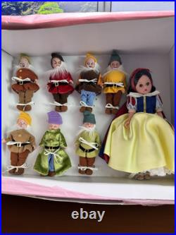 Madame Alexander Snow White & The Seven Dwarfs Doll Set, 35520, NIB