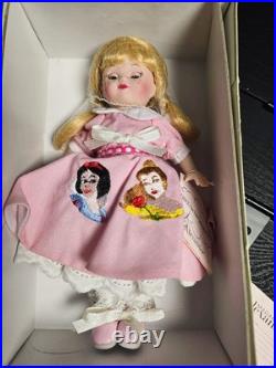 Madame Alexander TRAVELING TO DISNEYLAND 2005 MADCC #41080 LE OF 310