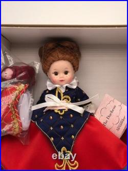 Madame Alexander The Duchess #39745 8 Headress Pig in Box