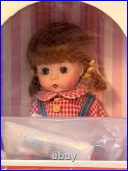Madame Alexander The House That Wendy Built #42160 2006 NEW NRFB 8 Wendy Doll