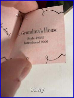 Madame Alexander To Grandma's House 42365 8 Box, Tags, Accessories