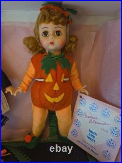 Madame Alexander Trick and Treat Halloween Set#61S-NIB-LE 2268/3000 Cust Stand