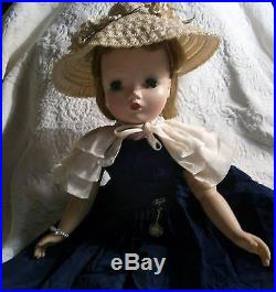 Madame Alexander Vintage 22 Cissy Doll 1957 Very good