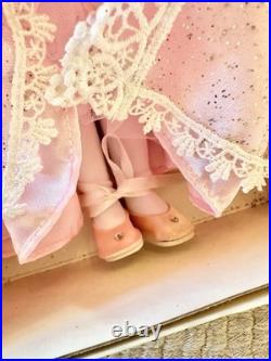 Madame Alexander Vintage Cinderella Margaret Doll 2000 Story Land MIB NRFB Tag