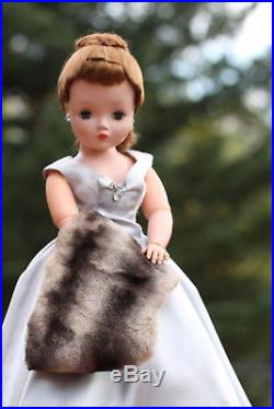 Madame Alexander Vintage Cissy Doll 1950's
