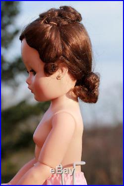 Madame Alexander Vintage Cissy Doll Brunette