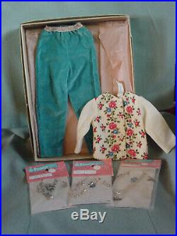 Madame Alexander Vintage Cissy Doll Mint In Box Rare Winter Knit Sweater Ensembl