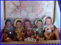 Madame Alexander Vintage Composition Baby Doll Dionne Quintuplets In Orig Basket