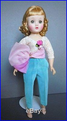 Madame Alexander Vintage Elise Gorgeous doll in RARE outfit