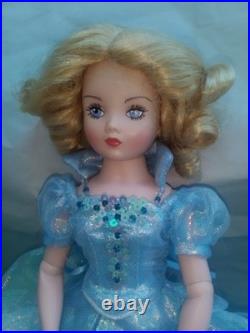 Madame Alexander WICKED Collection GLINDA The Good Witch 2007 Wizard of Oz RARE