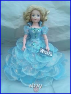 Madame Alexander WICKED Collection GLINDA The Good Witch 2007 Wizard of Oz RARE