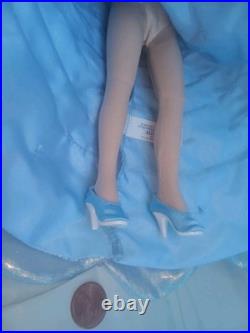 Madame Alexander WICKED Collection GLINDA The Good Witch 2007 Wizard of Oz RARE