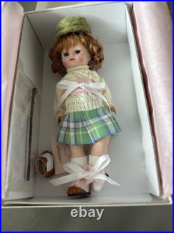 Madame Alexander Walking The Heath 68215 8 In Box With Tags and Accessories