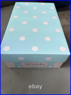 Madame Alexander Walking The Heath 68215 8 In Box With Tags and Accessories