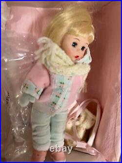 Madame Alexander Wendy Goes Skiing 38570 8 COA Box Tags Accessories