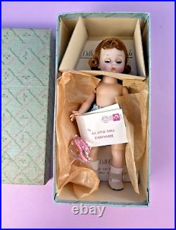 Madame Alexander Wendy-Kins auburn hair Doll BKW orig Box, Tag, Brush/comb #400