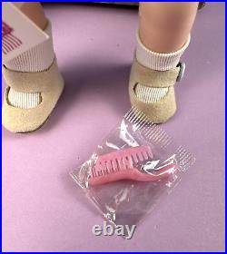 Madame Alexander Wendy-Kins auburn hair Doll BKW orig Box, Tag, Brush/comb #400