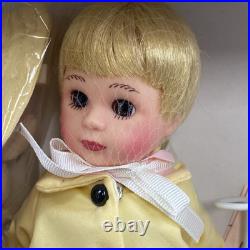 Madame Alexander Winnie The Pooh And The Blustery Day 38365 Original Packaging