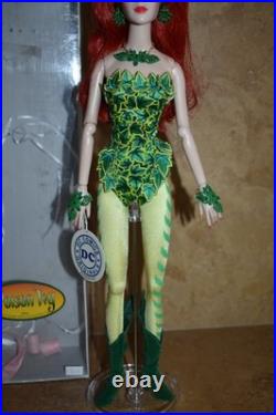 Madame Alexander X DC COMICS LIMITED EDITION 17 DOLL FIGURE BATMAN POISON IVY