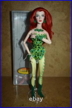 Madame Alexander X DC COMICS LIMITED EDITION 17 DOLL FIGURE BATMAN POISON IVY