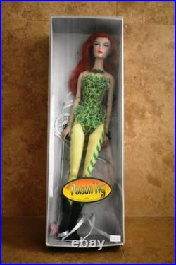 Madame Alexander X DC COMICS LIMITED EDITION 17 DOLL FIGURE BATMAN POISON IVY
