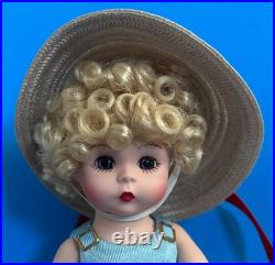 Madame Alexander beautiful 8-inch doll in box She Sells Sea Shells 42470