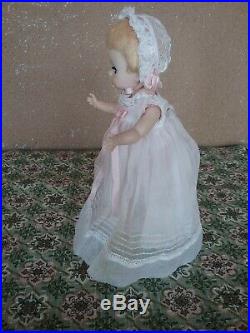 Madame Alexander kins baby Wendy walker Little Genius doll SLW caracul restrung
