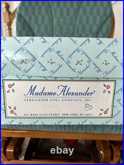 Madame Alexander's 21 Cairo Cissy #25560, DAMAGED BOX, see pics