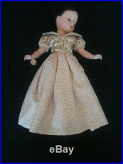 Madame Alexander vintage 14 Snow White 1950s doll Disney Margaret hang tag