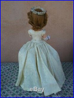 Madame Alexander vintage 17 doll Margaret 1950s walker Queen Elizabeth tagged