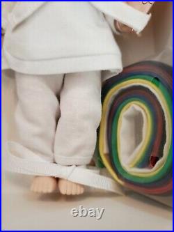 Madame alexander 8 inch dolls 50310 Wendy Loves Karate, Mib