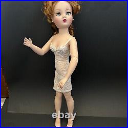Madame alexander cissy 21 articulated rare all hard plastic doll Scene Stealer