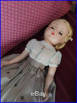 Madame alexander maggie face vintage doll clothes alice in wonderland blond