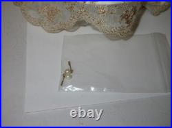 Magnificent Vintage Madame Alexander doll in Cissy Renaissance dress & access