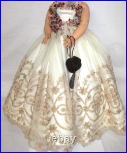 Magnificent Vintage Madame Alexander doll in Cissy Renaissance dress & access
