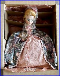 Marie Antoinette Doll by Madame Alexander Mint Condition, Collector's item