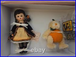 NIB Madame Alexander 8 Doll & Bear Halloween Treats 38590 Org Box/tags NRFB