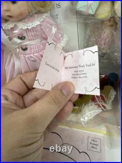 NRFB 2002 Madame Alexander 80th Anniversary Wendy Trunk Set FAO Schwarz #35215