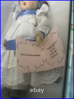 NRFB 2007 UFDC Conv. Madame Alexander Charming Wendykin Felt 9 Tin Box 186/210