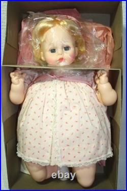 NRFB Vintage 18 Madame Alexander Pussy Cat Baby Doll Blonde Sleepy Eyes #5225